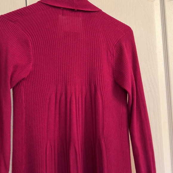 Sweater, open collar, no buttons - Picture 5 of 6